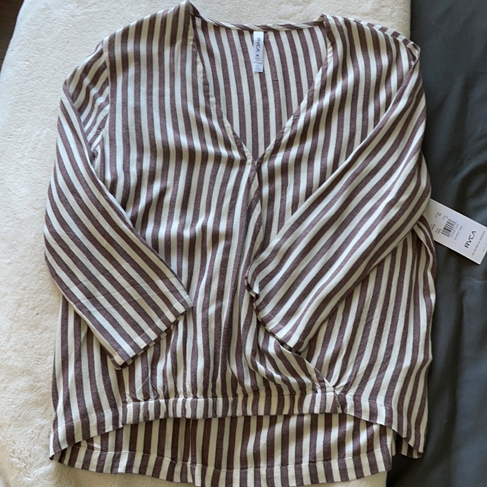 RVCA top